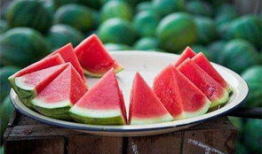 吃小瓜可减肥,轻松享瘦的秘密武器